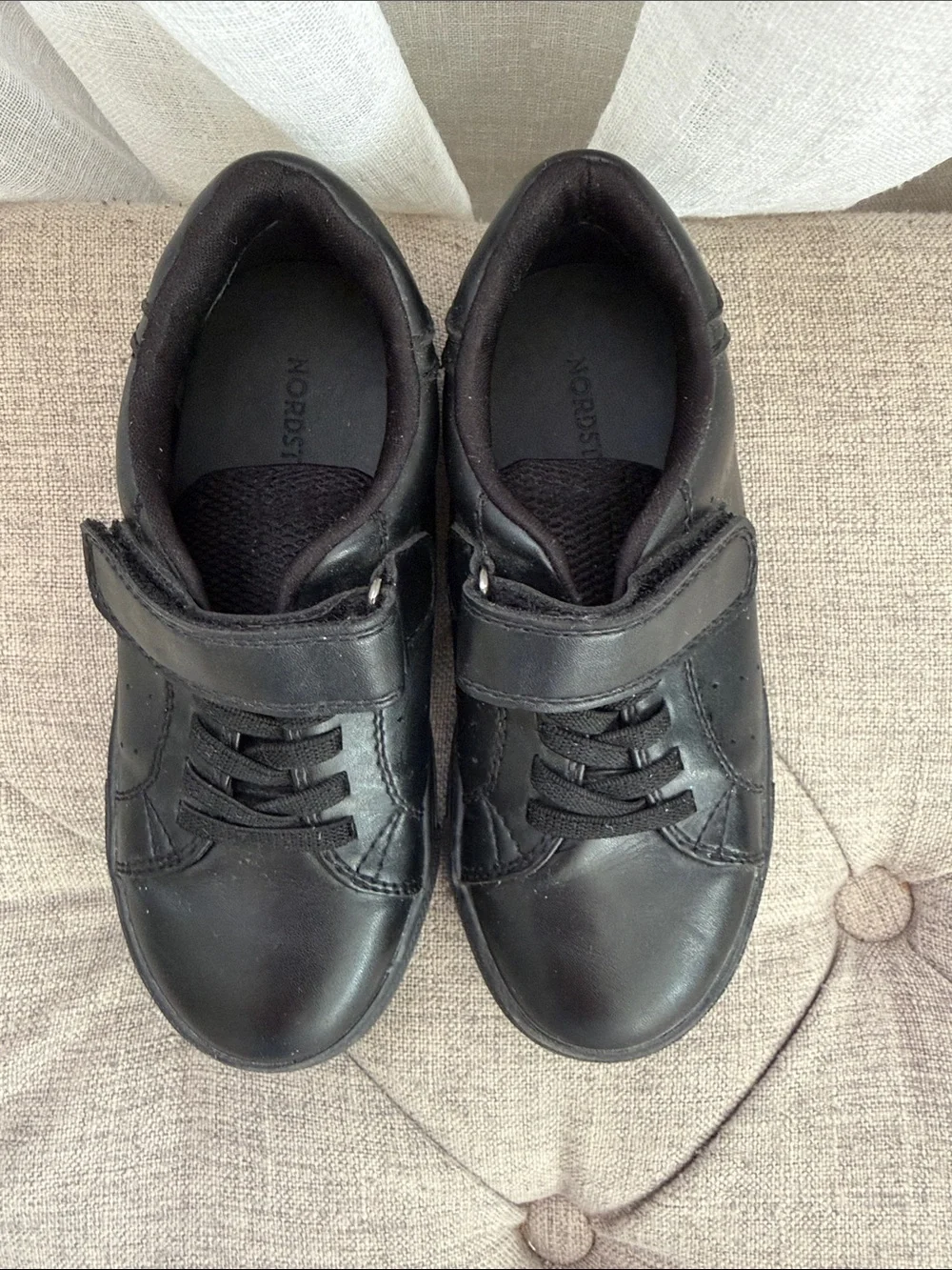 Nordstrom Kids Black Leather Hook-and-Loop School Sneakers